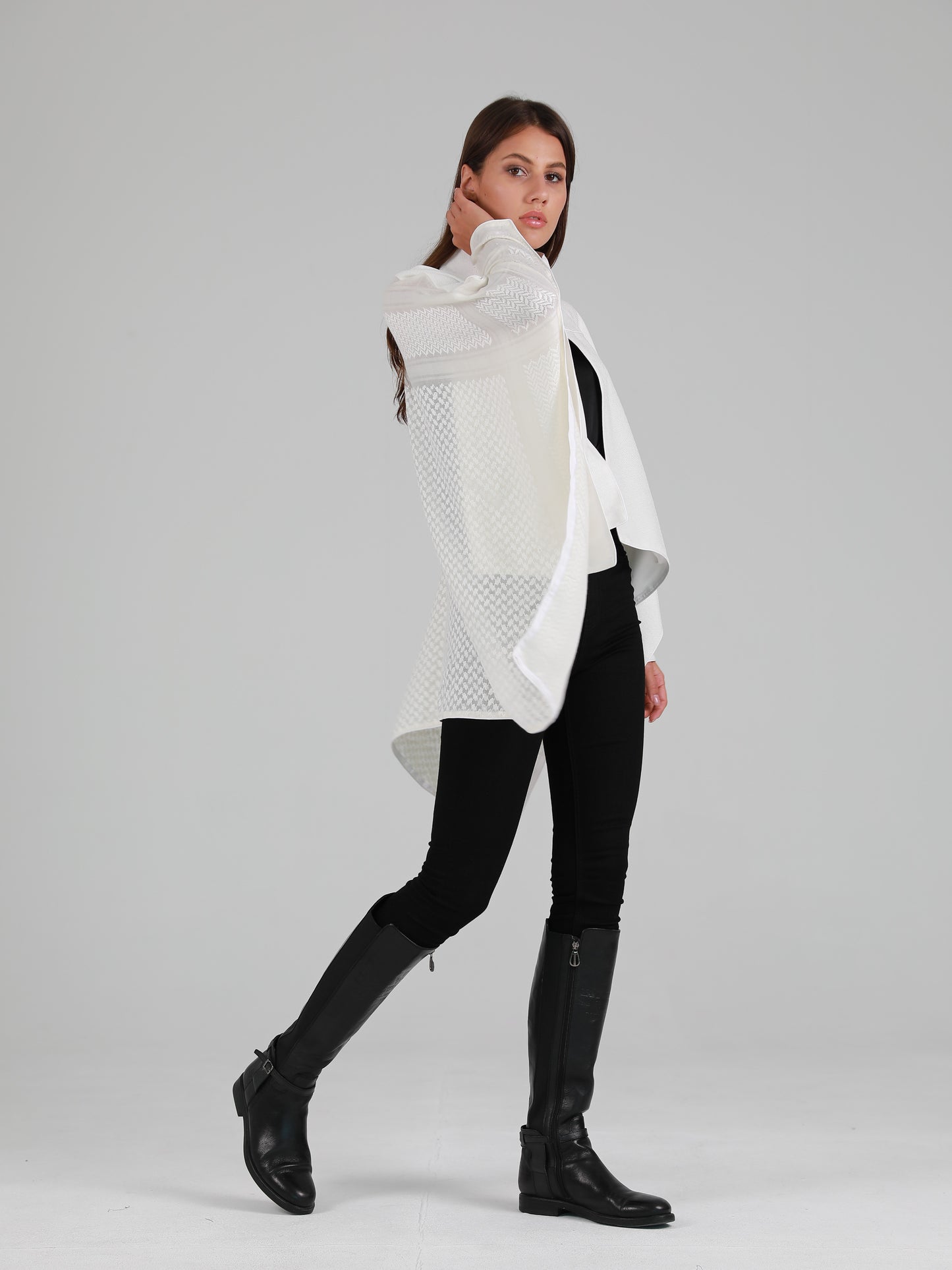 Long-Sleeve High Mandarin Collar Keffiyeh Cape - White/White